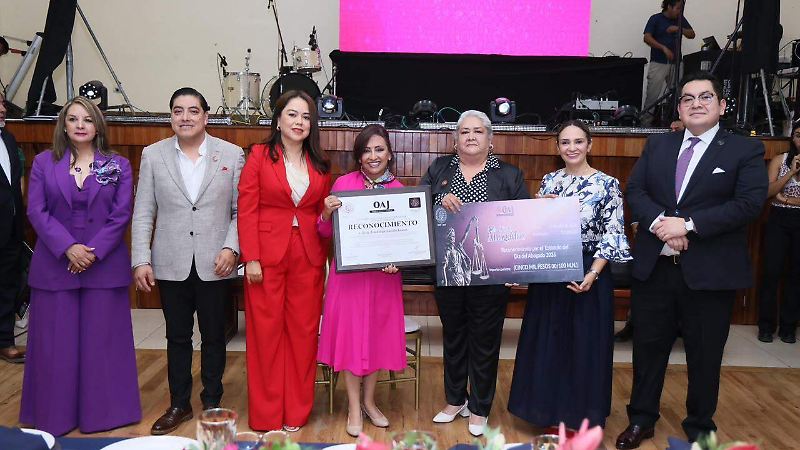 Encabeza gobernadora conmemoración del Día del Abogado en el Poder Judicial de Tlaxcala (9).
